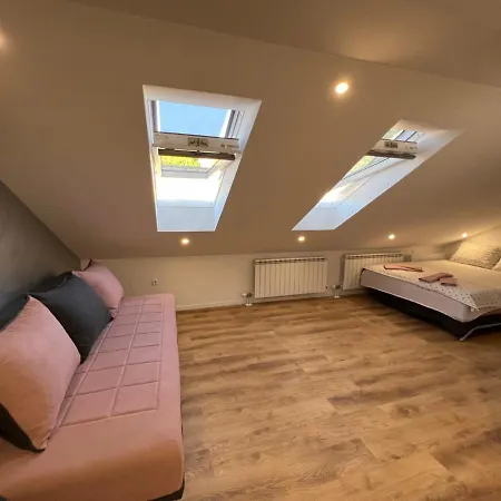 Dante アパート トレビニエ